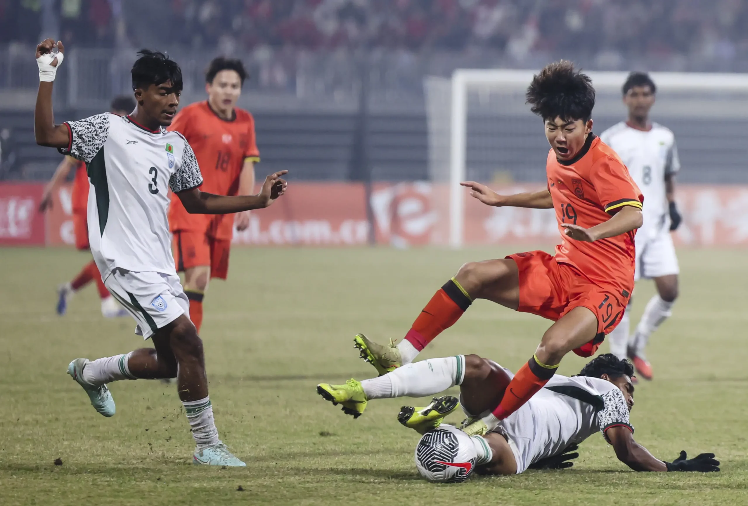 U17亚洲杯预选赛 国足 4-0孟加拉,5战全胜顺利晋级正赛