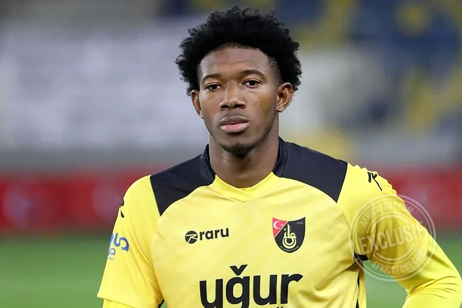 荷甲 费耶诺德 前锋迪亚拉在马里国家队受伤