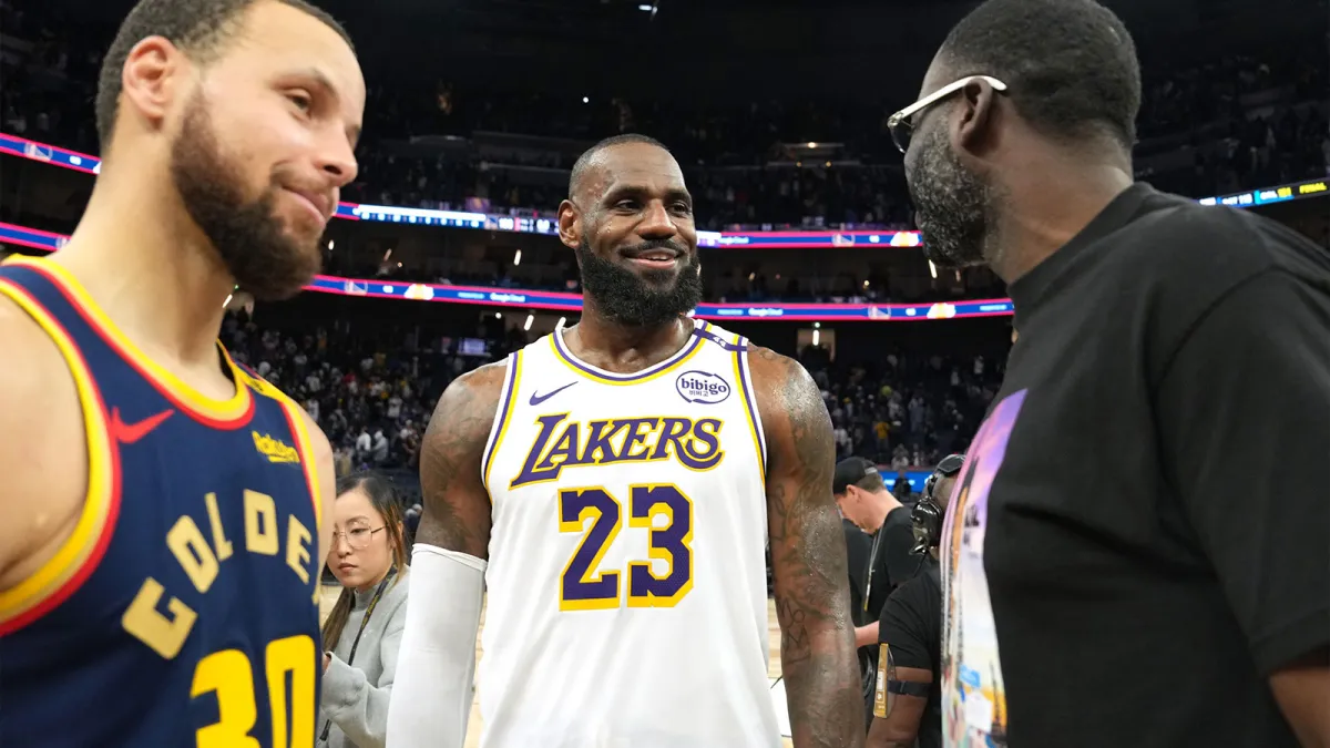 若詹姆斯 NBA 休赛期成自由球员库里和追梦将全力招募