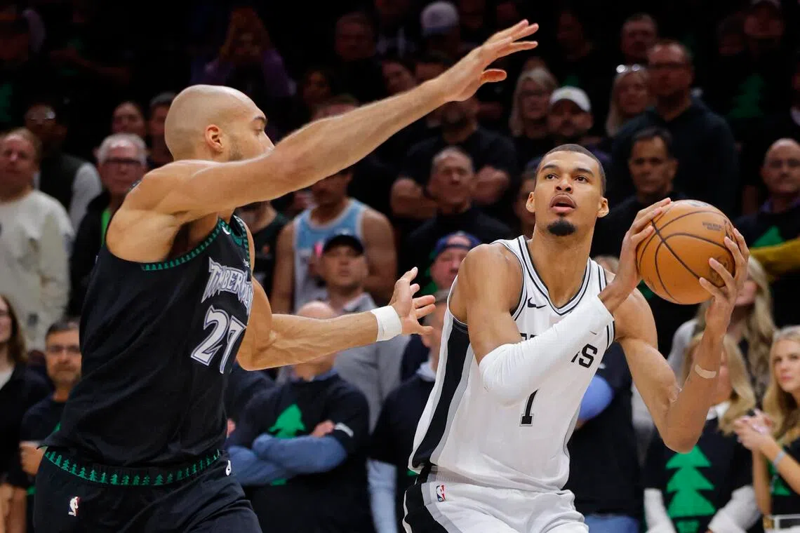 NBA 马刺赢下天王山系列赛大比分改写成3-2