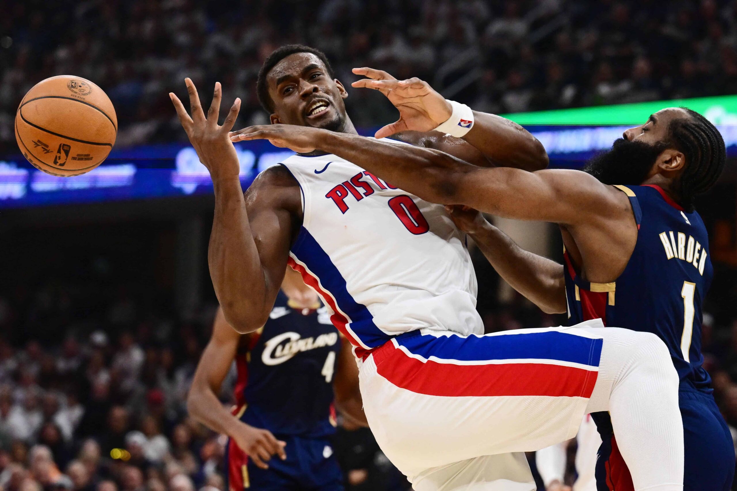 NBA 季后赛骑士历经加时战胜活塞