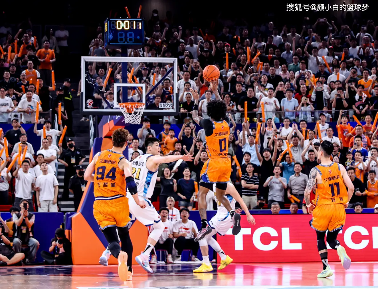 CBA 上海大比分2-0领先广厦