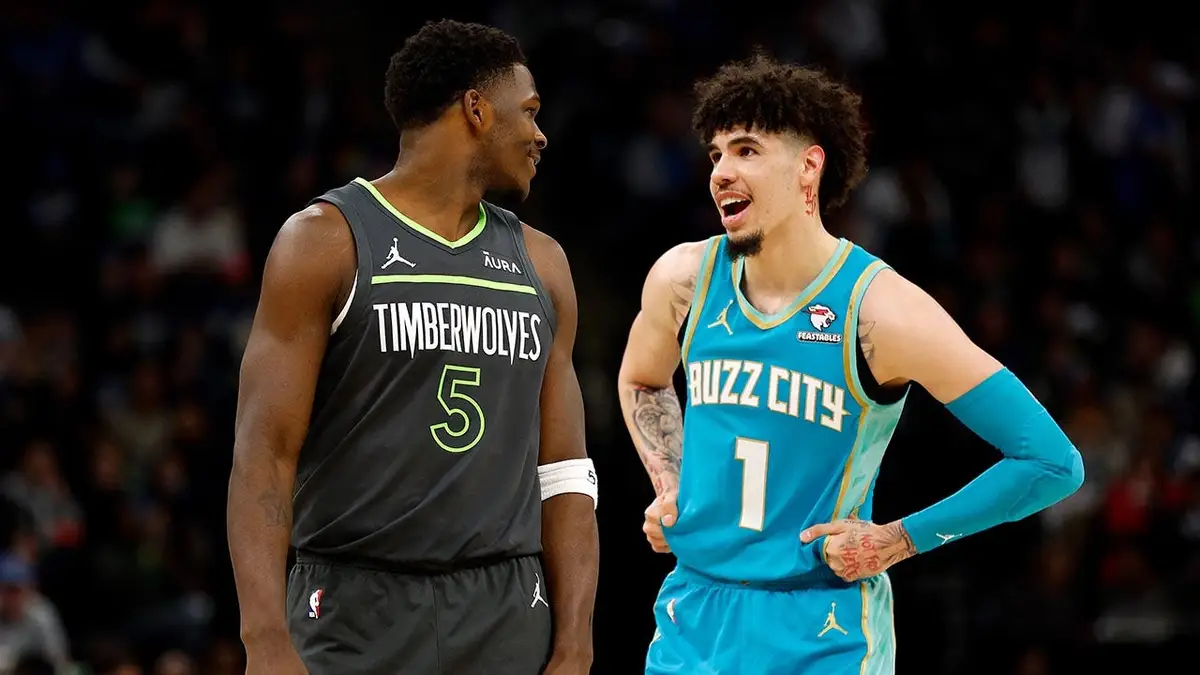 NBA 黄蜂将鲍尔交易至森林狼换来里德1首轮和3互换