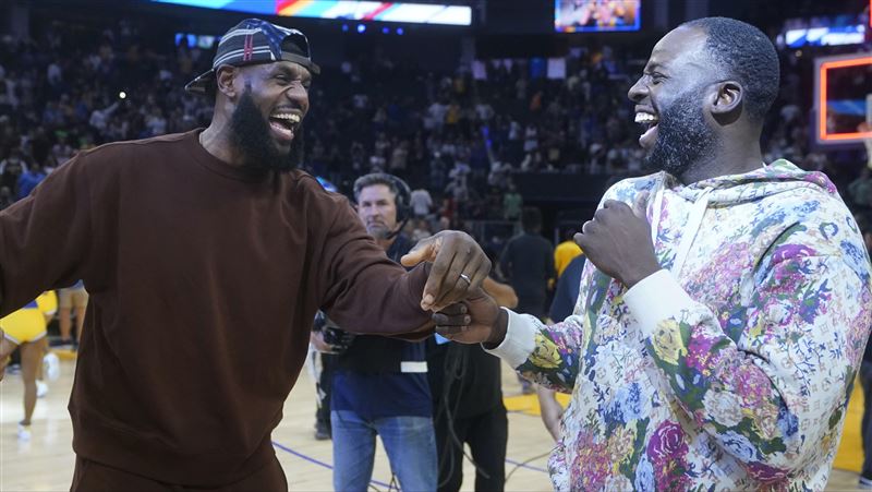NBA 詹姆斯进入最终考虑阶段